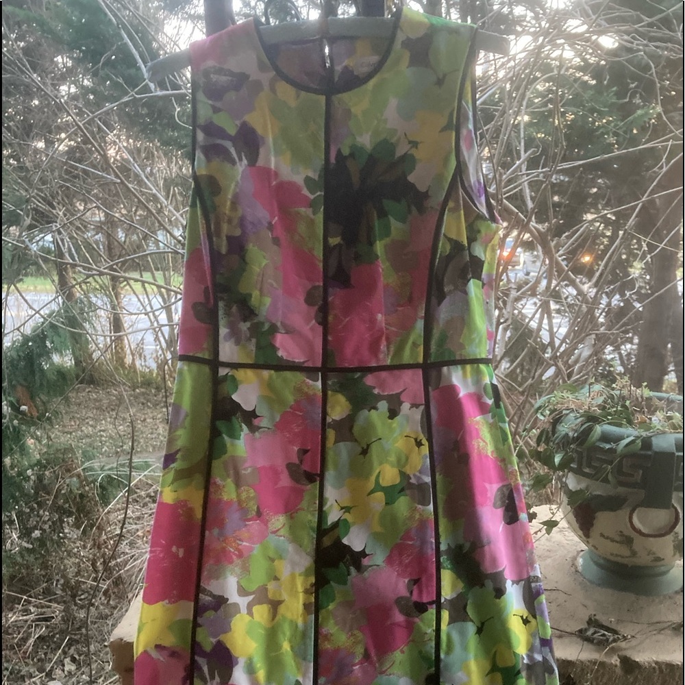 Calvin Klein dress 33 bust 28 waist